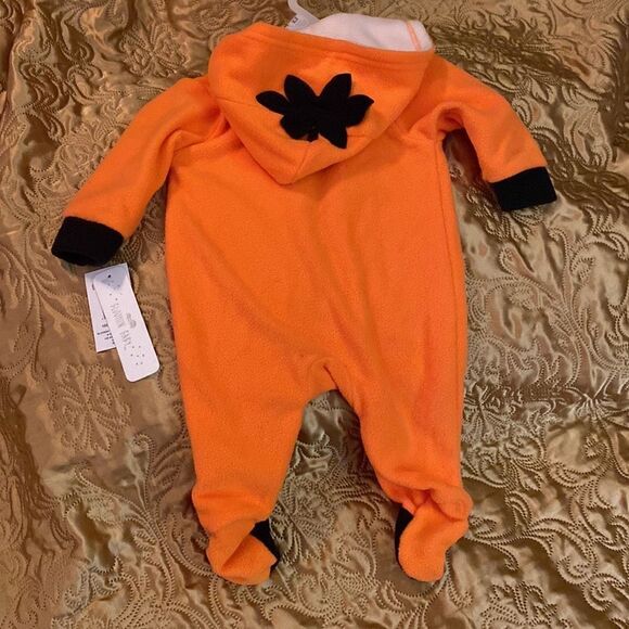 Pumpkin baby jumpsuit  - Picture 7 of 7